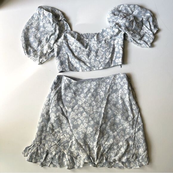 Reformation Sinead Two Piece Set 💙🕊️🦋🤍 - Picture 2 of 11